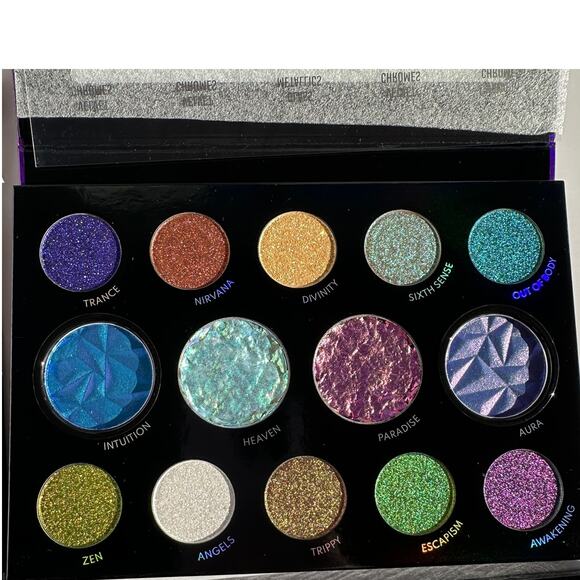 Danessa Myricks Lightwork Volume IV 4 Transcendence Eyeshadow Palette Rare NIB - Picture 6 of 14